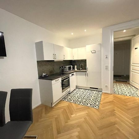 1St City La Opera Suites Βιέννη Εξωτερικό φωτογραφία