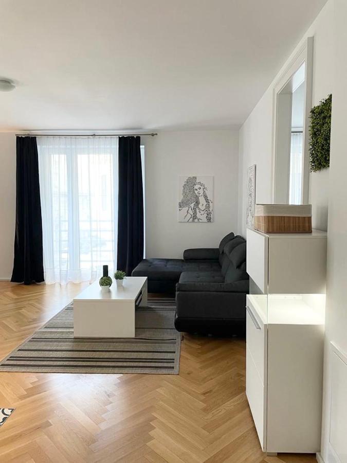 1St City La Opera Suites Βιέννη Εξωτερικό φωτογραφία