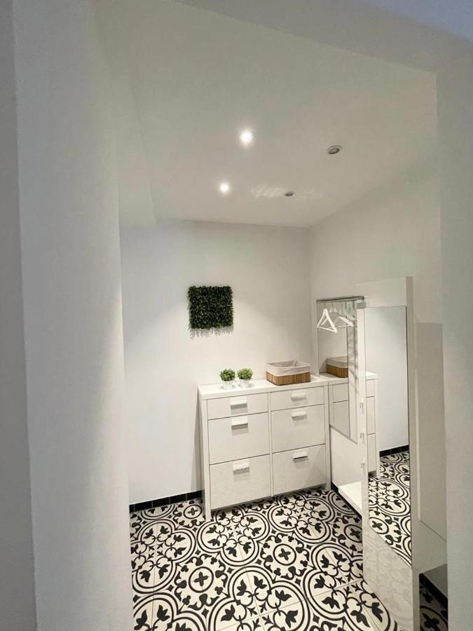 1St City La Opera Suites Βιέννη Εξωτερικό φωτογραφία