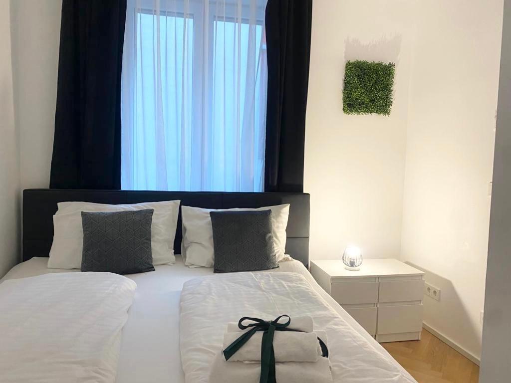 1St City La Opera Suites Βιέννη Εξωτερικό φωτογραφία